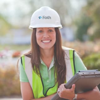 foth employee with clipboard